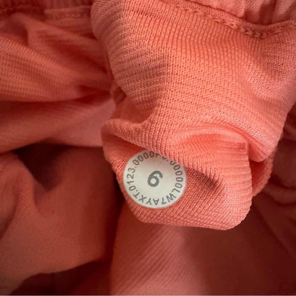Lululemon hotty hot 4” lined shorts in sunny coral/6 - Picture 8 of 10